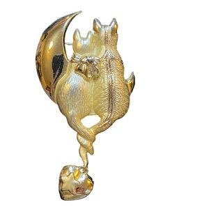 Cattails Gold Brooch Cats in a Crescent Moon with Intertwined Tails Heart Dangle